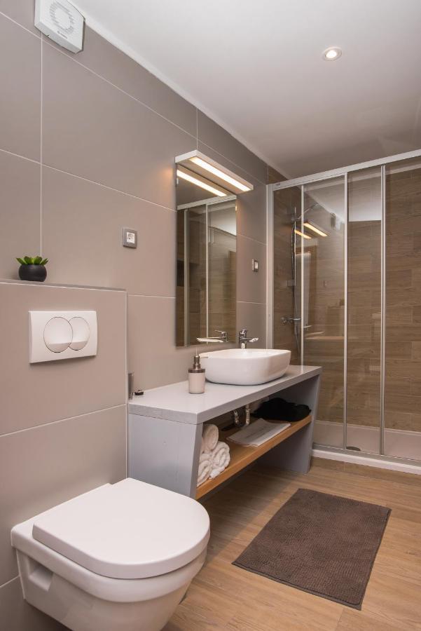Boutique Rooms Mirabilis Скрадин Екстериор снимка